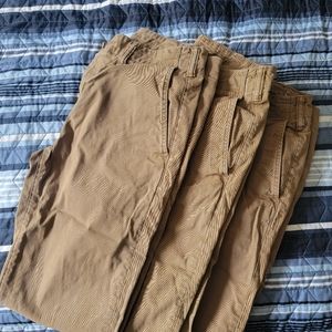 3 pairs of AE khaki pants size 28×32